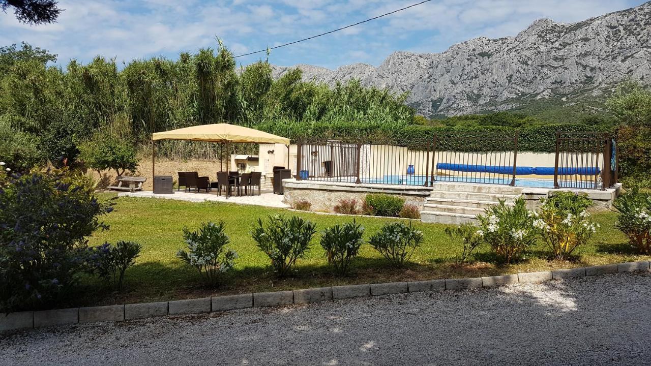 Studio Au Pied De La Ste Victoire Puyloubier Dış mekan fotoğraf